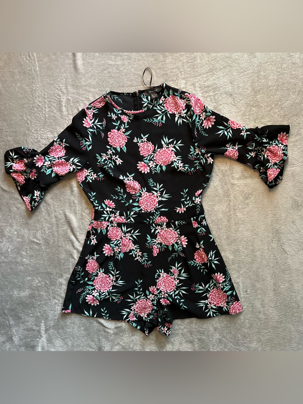 Primark Women’s Black Floral Peony Print Ruffle Sleeve Romper Size 8